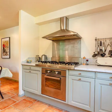 Maison Augustine - 300m2- *