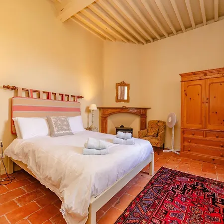 Maison Augustine - 300m2- *