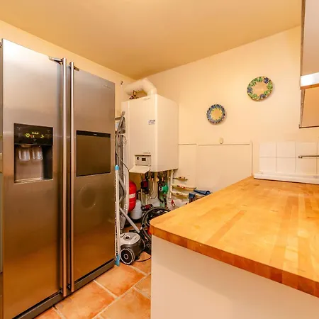 Maison Augustine - 300m2- *